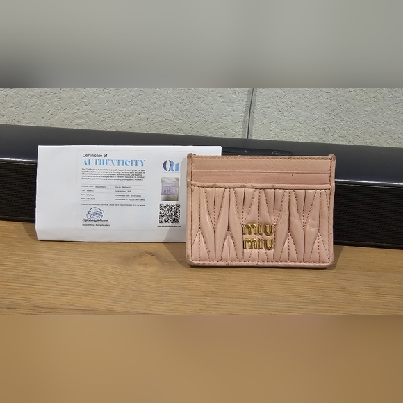 Miu Miu Handbags - Miu Miu Blush Card Holder